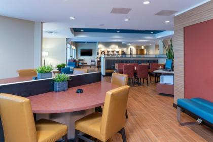 TownePlace Suites by Marriott Louisville North - image 12