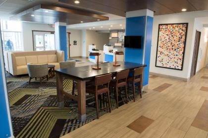 Holiday Inn Express & Suites - Louisville N - Jeffersonville an IHG Hotel - image 12