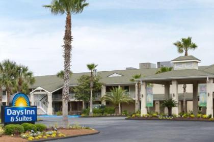 Days Inn & Suites by Wyndham Jekyll Island