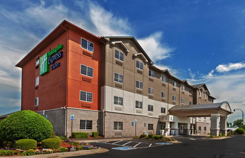 Holiday Inn Express Hotel and Suites Jenks an IHG Hotel - main image