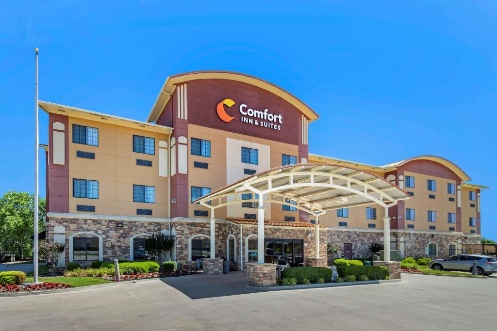 Comfort Inn & Suites Glenpool - main image