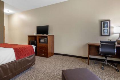 Comfort Inn & Suites Glenpool - image 10