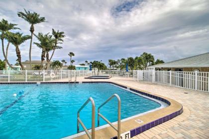 Jensen Beach Cottage with Marina and Beach Access! - image 5