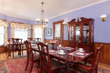 Sinclair Inn Bed & Breakfast - image 13