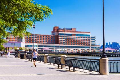 Hyatt Regency Jersey City - image 13