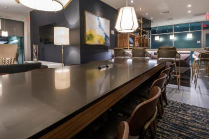 Residence Inn by Marriott Jersey City - image 10