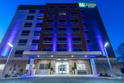 Holiday Inn Express & Suites Jersey City North - Hoboken an IHG Hotel - image 15