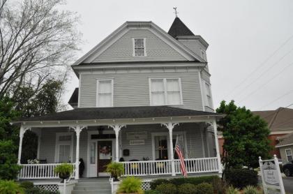 Trowell Historic Inn