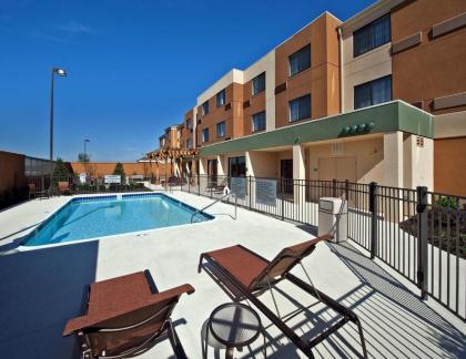 Courtyard by Marriott Johnson City - image 13