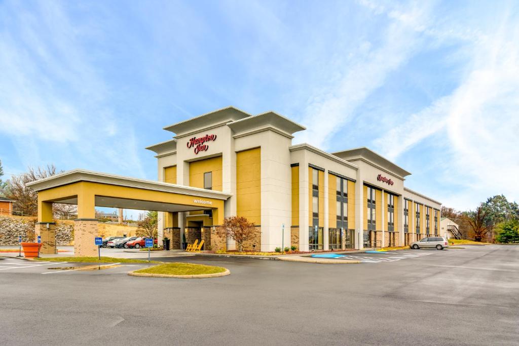 Hampton Inn Johnson City - main image