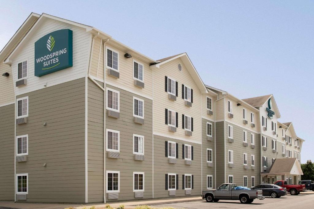 WoodSpring Suites Johnson City - main image