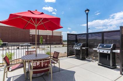 Comfort Suites Loveland - image 14