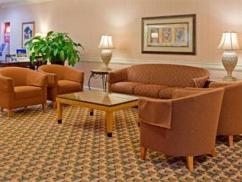 Holiday Inn Johnstown-Gloversville Hotel - image 4