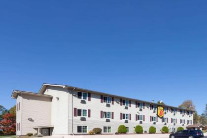 Super 8 by Wyndham JohnstownGloversville Johnstown