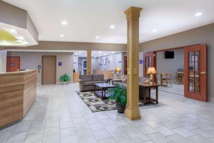 Microtel Inn & Suites by Wyndham Johnstown - image 9