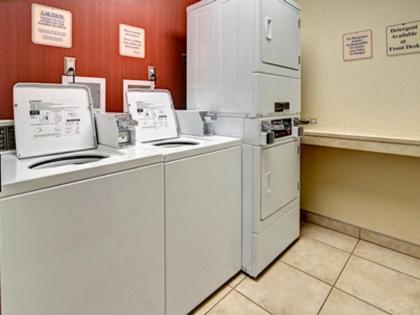 Hampton Inn Johnstown - image 10