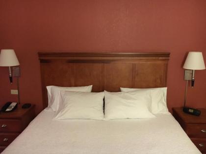 Hampton Inn Joliet/I-55 - image 18