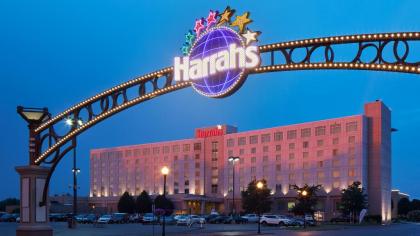 Harrah's Joliet Casino Hotel - image 3