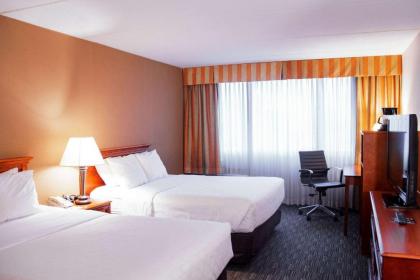 Clarion Hotel and Conference Center - Joliet - image 4