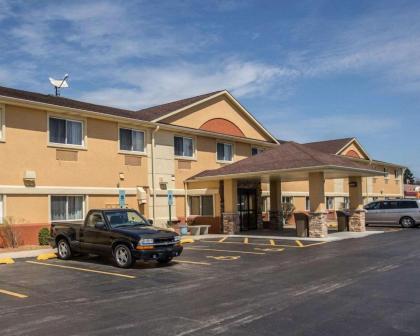 Quality Inn and Suites South Joliet - image 2