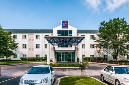 Motel 6-Joliet IL - Chicago - I-55 - image 5