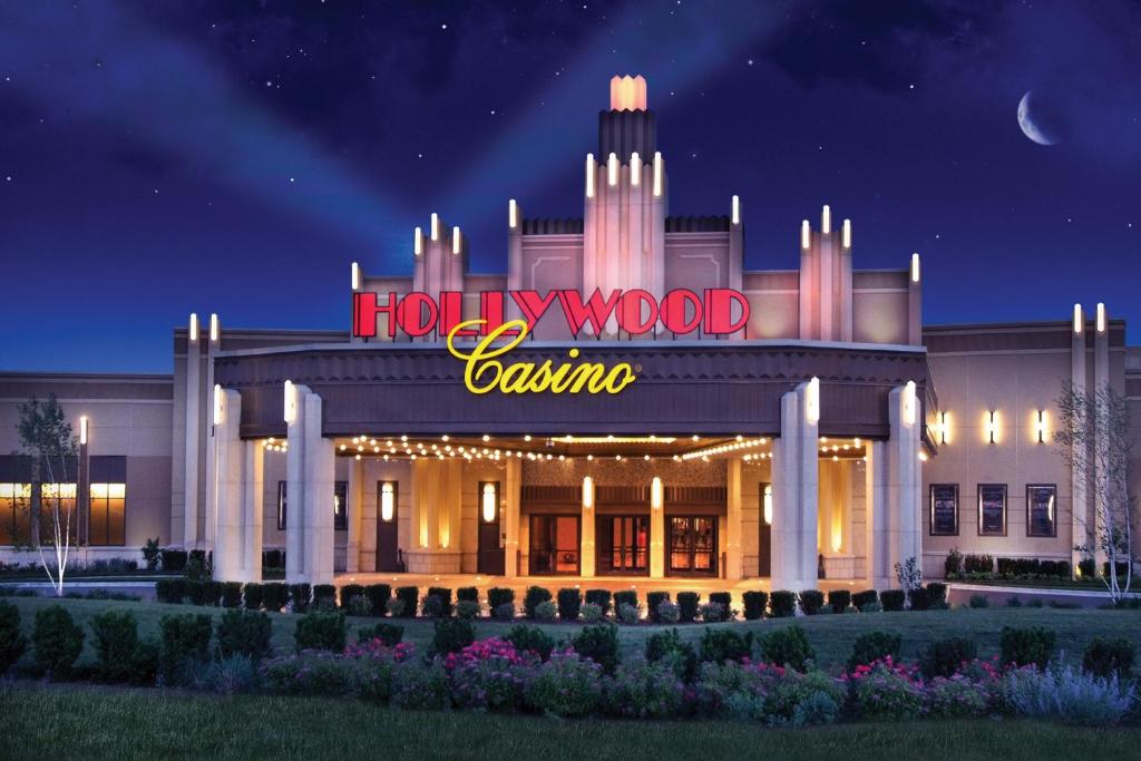 Hollywood Casino Joliet Hotel - main image