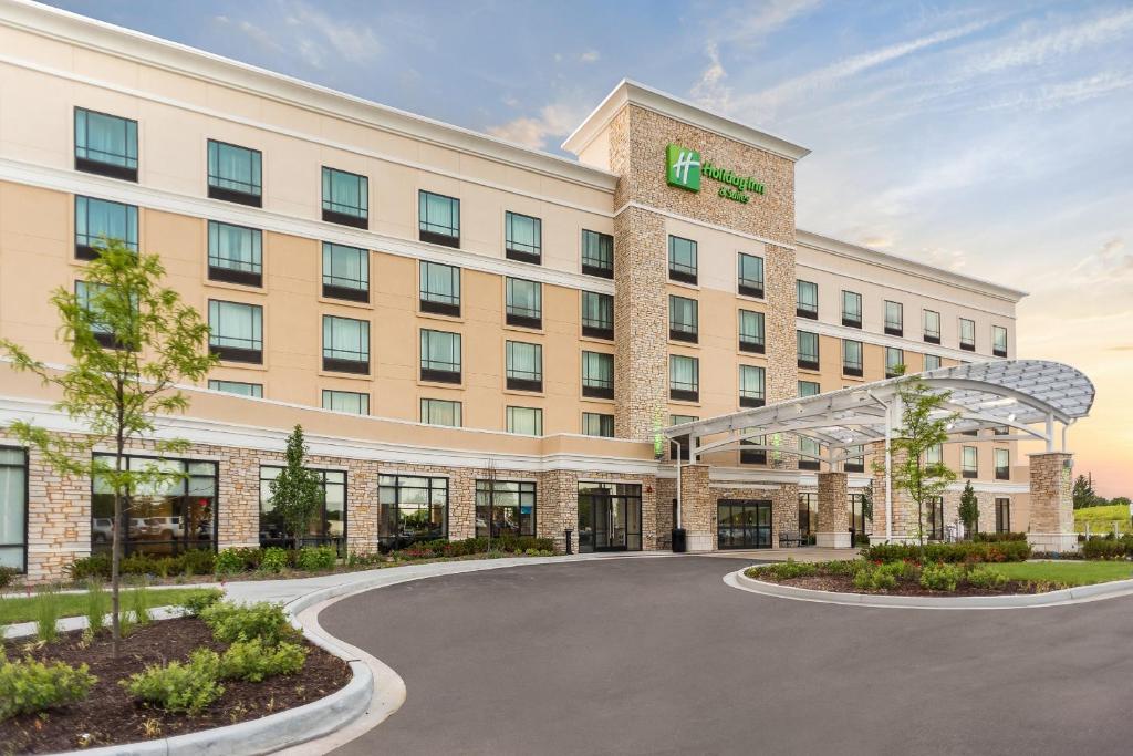 Holiday Inn Hotel & Suites - Joliet Southwest an IHG Hotel - main image