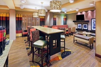 Hampton Inn Jonesboro - image 13