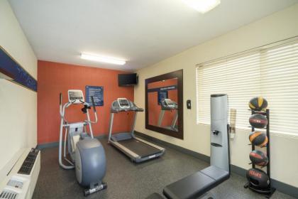 Hampton Inn Jonesboro - image 3