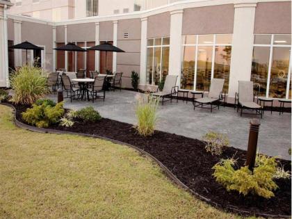 Hilton Garden Inn Jonesboro - image 4