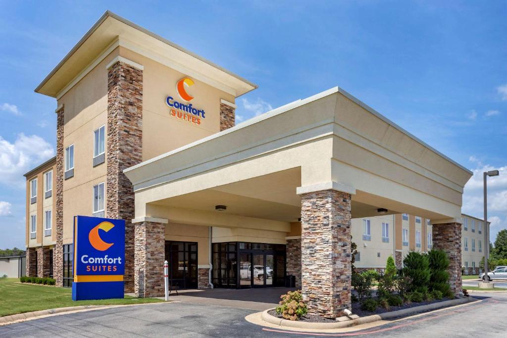 Comfort Suites Jonesboro University Area - main image