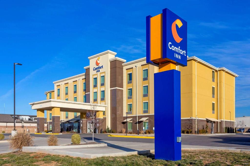 Comfort Inn - main image