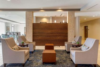 Comfort Inn - image 5