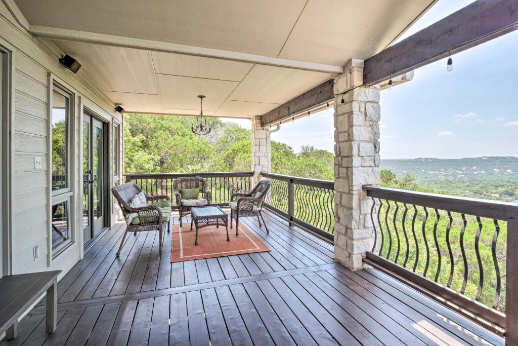 Jonestown House with Hill and Lake Travis Views! - image 4