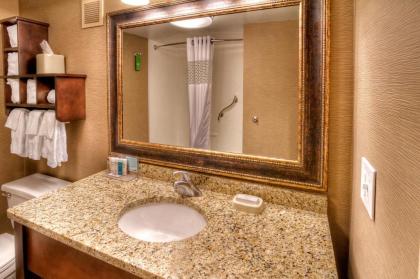 Hampton Inn Jonesville/Elkin - image 9