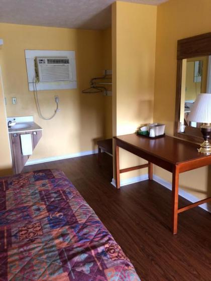 Americas Best Value Inn Jonesville - image 10