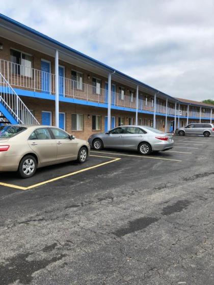 Americas Best Value Inn Jonesville - image 2