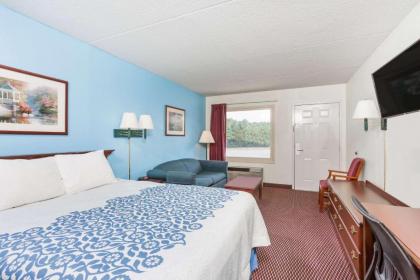 Hamilton Inn - image 5