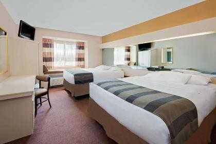 Microtel Inn & Suites by Wyndham Joplin - image 14