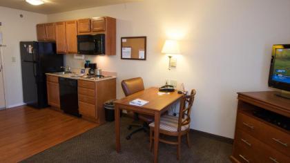 Candlewood Suites Joplin an IHG Hotel - image 7