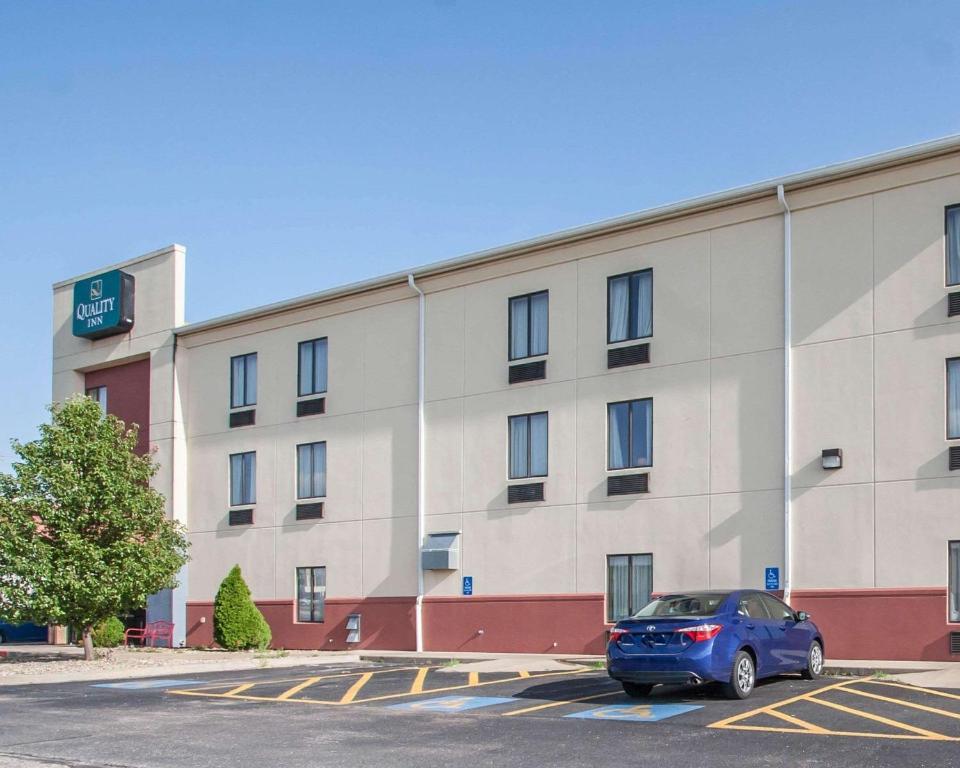 Quality Inn Joplin - main image