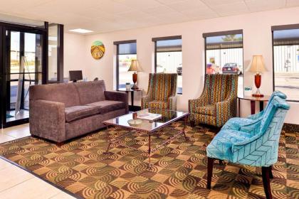 Quality Inn Joplin - image 13