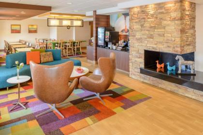 Fairfield Inn Joplin - image 9