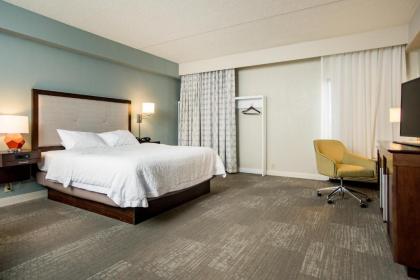 Hampton Inn Joplin - image 15