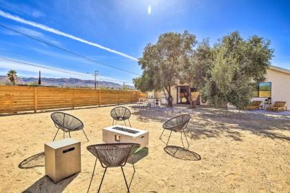 Modern Desert Bungalow with Fire Pit and BBQ! - image 2