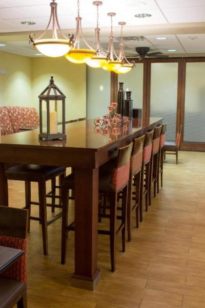 Hampton Inn Junction City - image 15