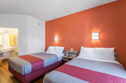 Motel 6-Junction City KS - image 9