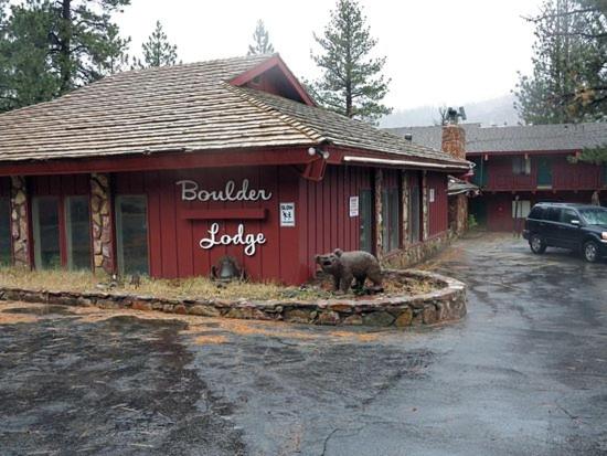 Boulder Lodge - main image