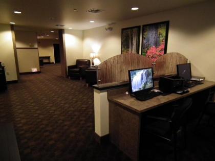 Aspen Suites Hotel Juneau - image 4