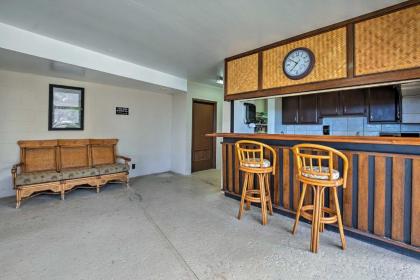 Oceanfront Condo Complex in Kailua-Kona with 2 Lanais - image 12